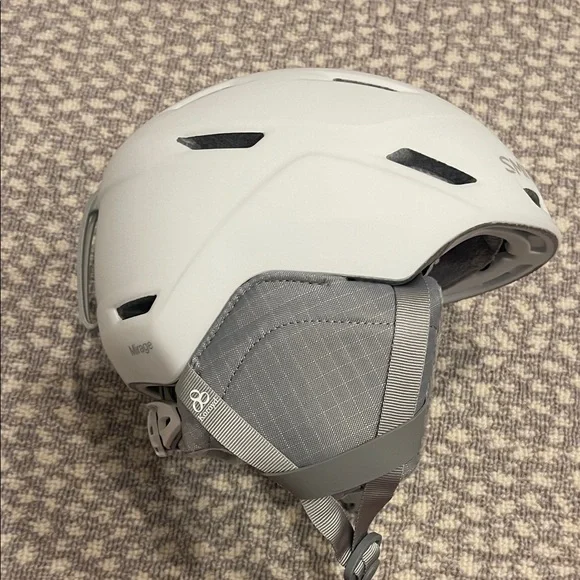 SMITH NWOT Mirage SM ski helmet - Picture 7 of 16